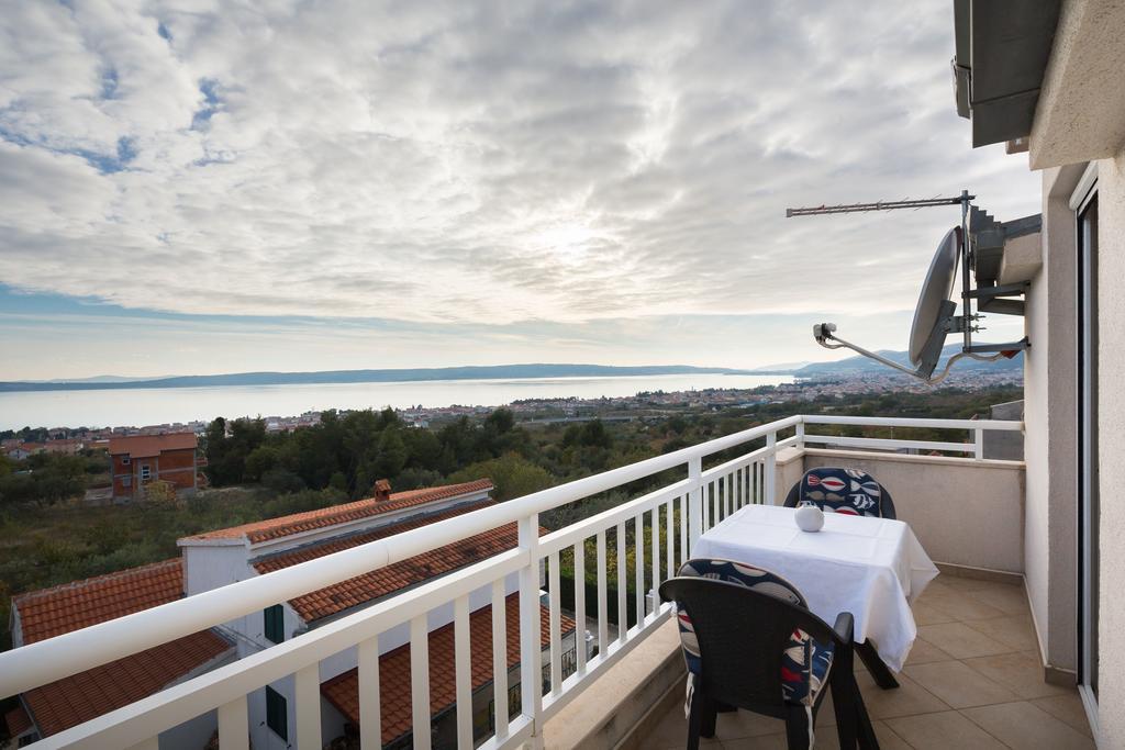 Apartment Marelux Kaštela Kültér fotó