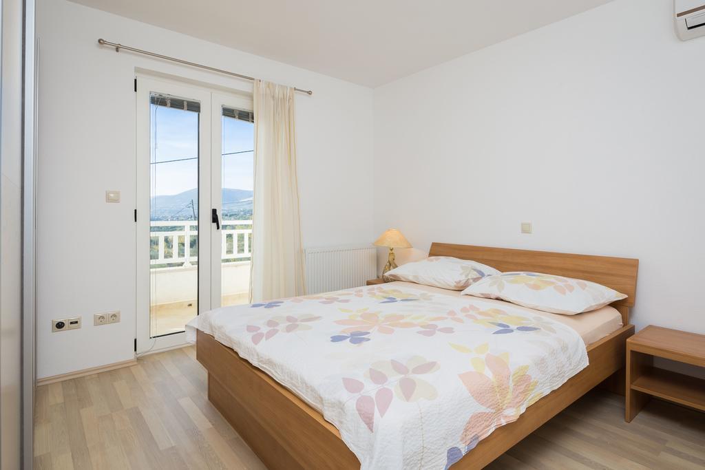 Apartment Marelux Kaštela Kültér fotó